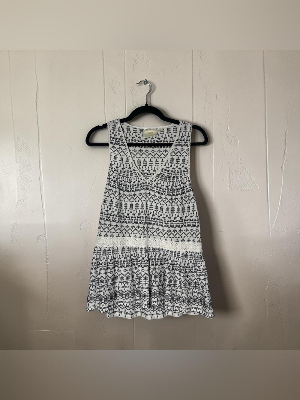 Maeve by Anthropologie Black White Embroidered Eyelet Peplum Tank Top S - Picture 3 of 9
